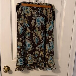 Briggs New York Brown Floral Midi Skirt with Blue & Cream Accents- EUC